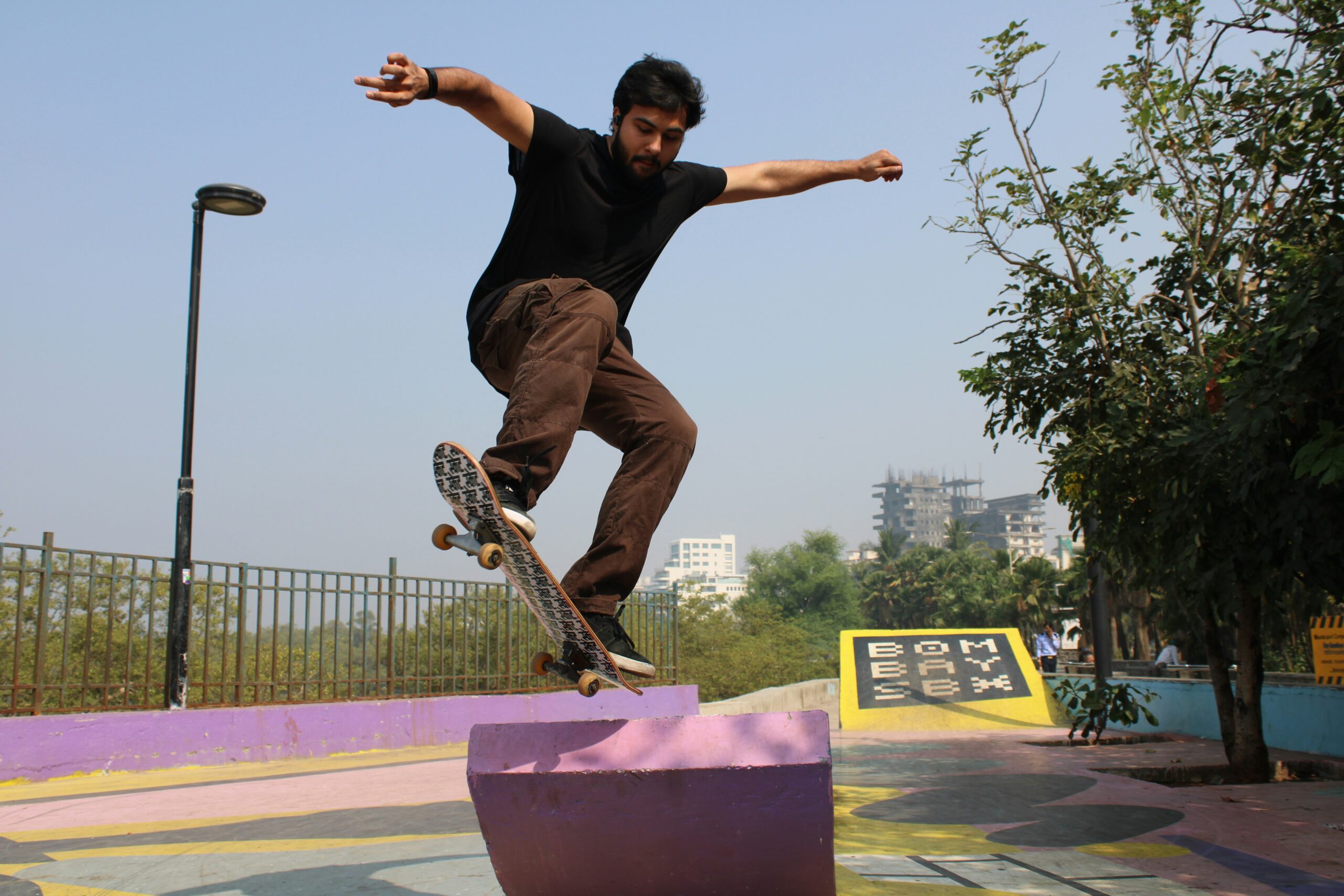Discover Bandra on Foot: Why a Walking Tour is the Best Way to See Mumbai’s Coolest Neighborhood