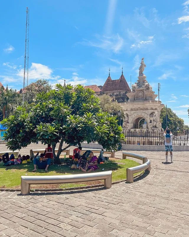 Flora Fountain
